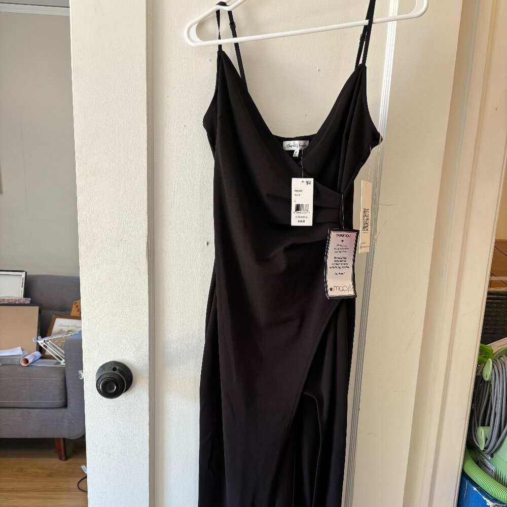 Never Worn W/ Tags - PROM/Evening - Long Black Gown/Dress w/ Slit - Women's M